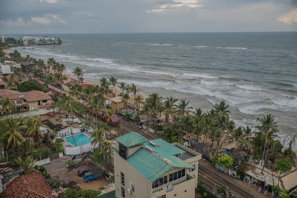 Cozy Sea View Luxury Apartment, Fully Furnished, 2 Bedrooms, 2 Bathrooms 마운트 라비니아 외부 사진