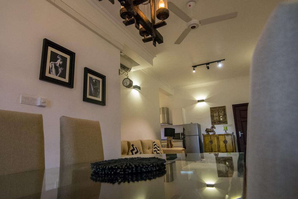Sea View Luxury Apartment, Fully Furnished, 2 Bedrooms, 2 Bathrooms 마운트 라비니아 외부 사진