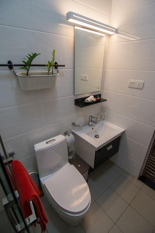 Cozy Sea View Luxury Apartment, Fully Furnished, 2 Bedrooms, 2 Bathrooms 마운트 라비니아 외부 사진